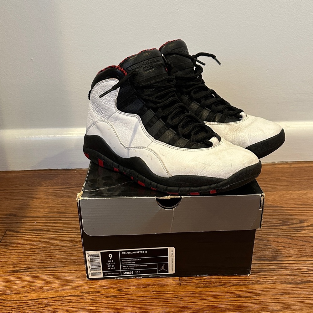 Air Jordan Retro 10 Chicago